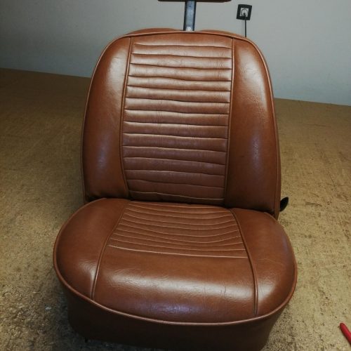 Siège TR4 avant réfection